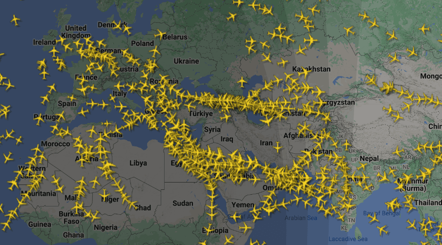 Major Delays Expected As Airlines Avoid Iraqi and Iranian Airspace 