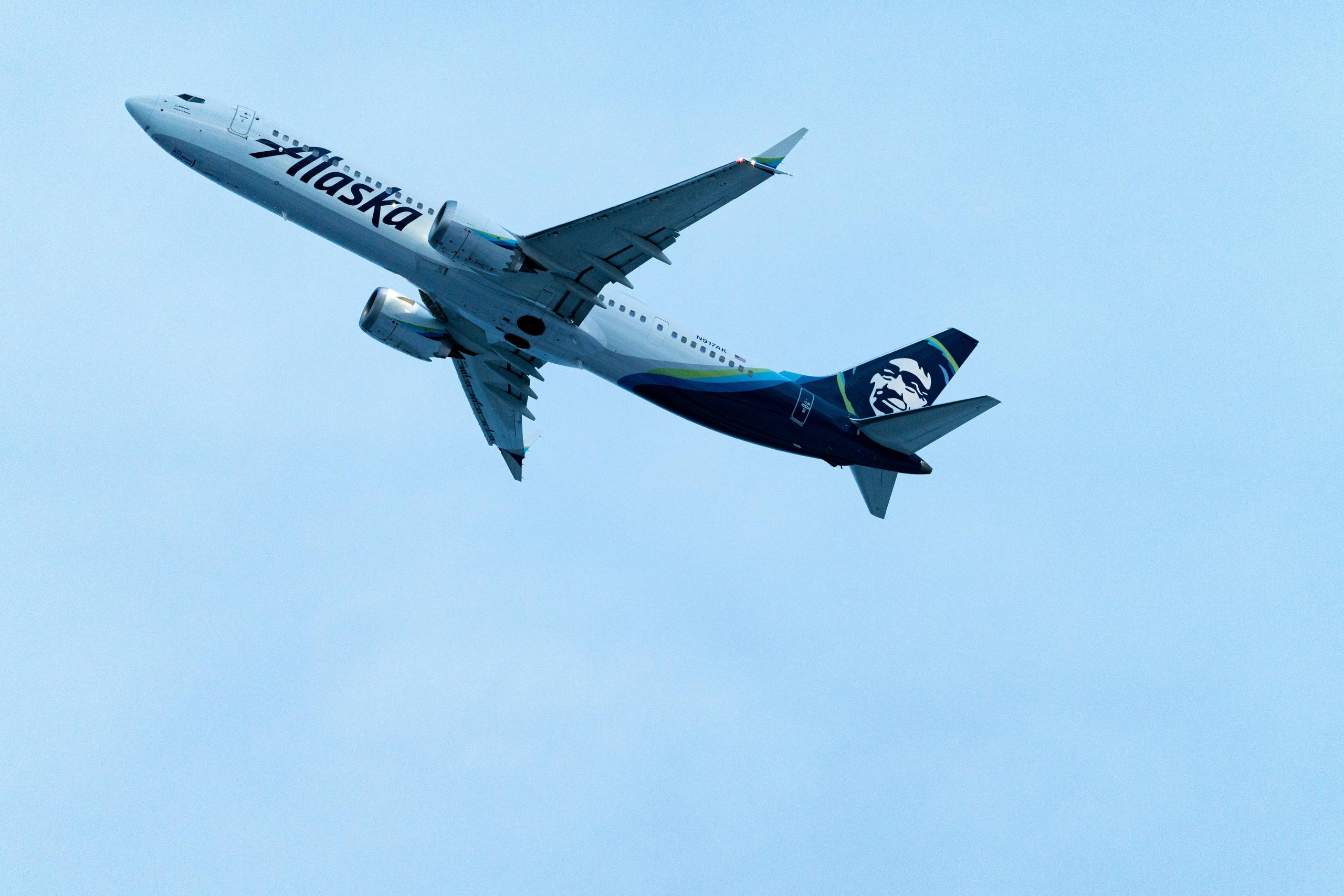 Alaska Airlines Airline Review